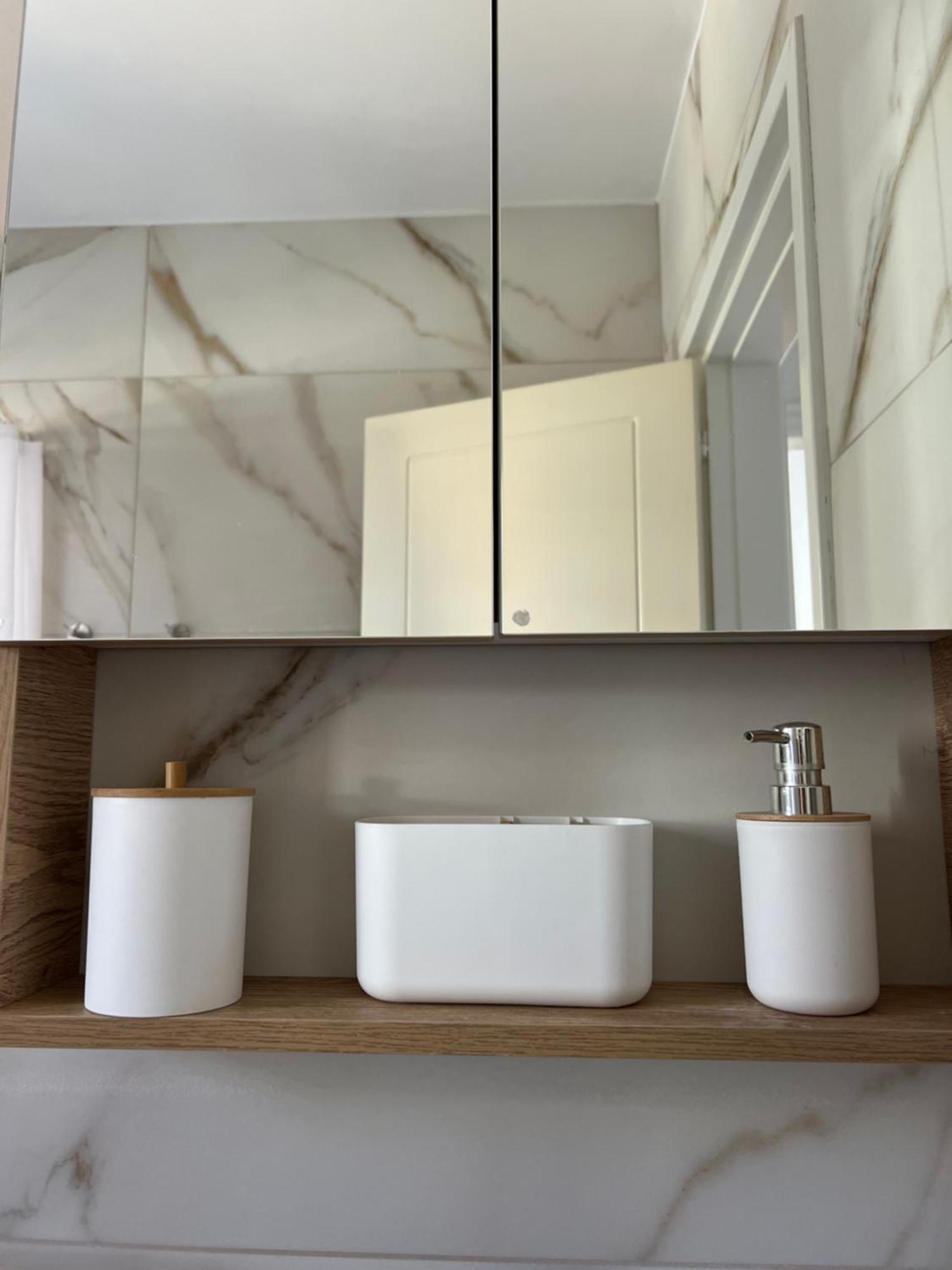 Iris Village Grand Apartment بافوس المظهر الخارجي الصورة
