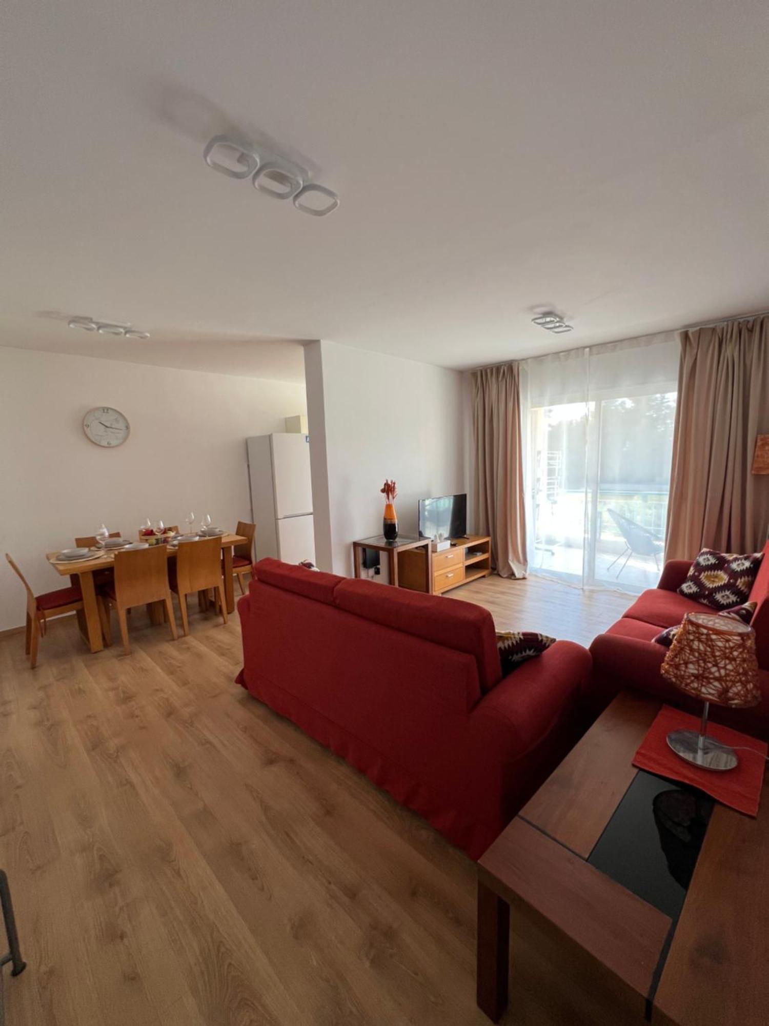 Iris Village Grand Apartment بافوس المظهر الخارجي الصورة