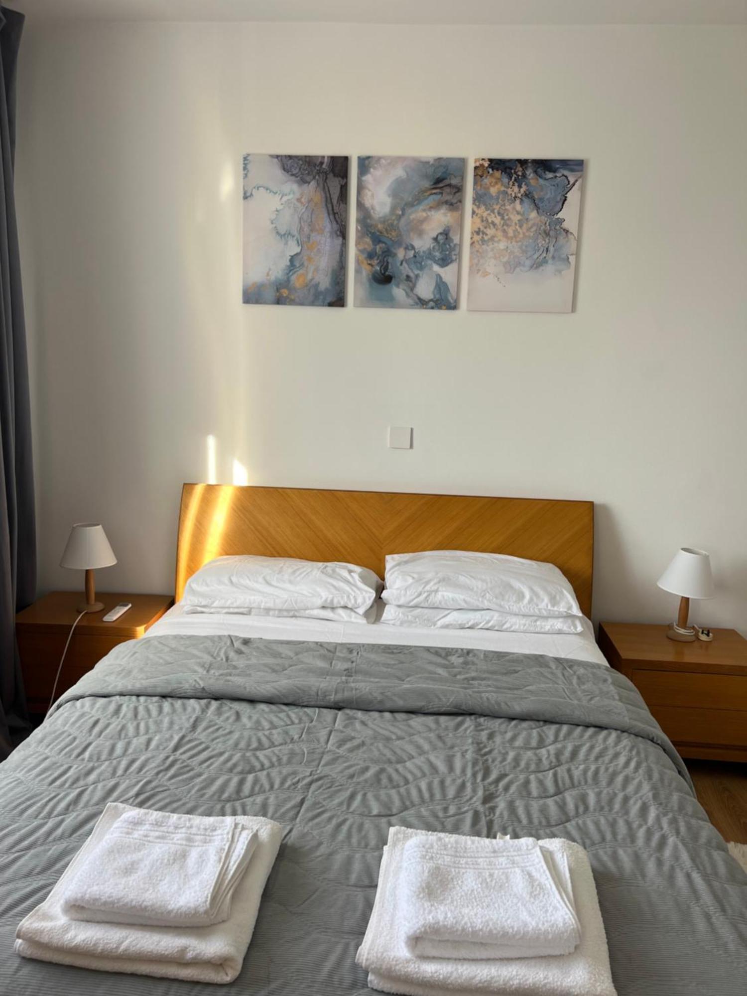 Iris Village Grand Apartment بافوس المظهر الخارجي الصورة