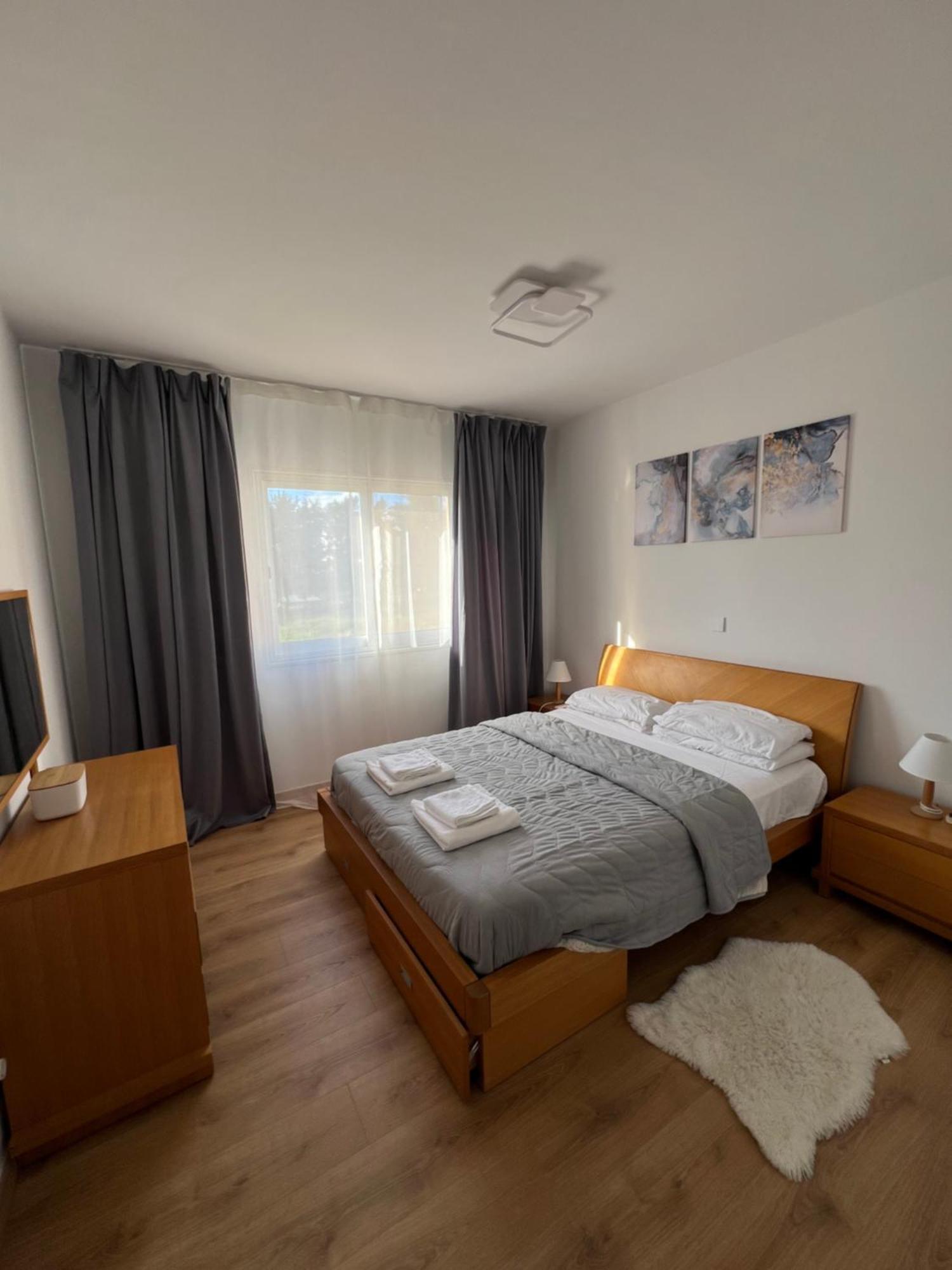 Iris Village Grand Apartment بافوس المظهر الخارجي الصورة