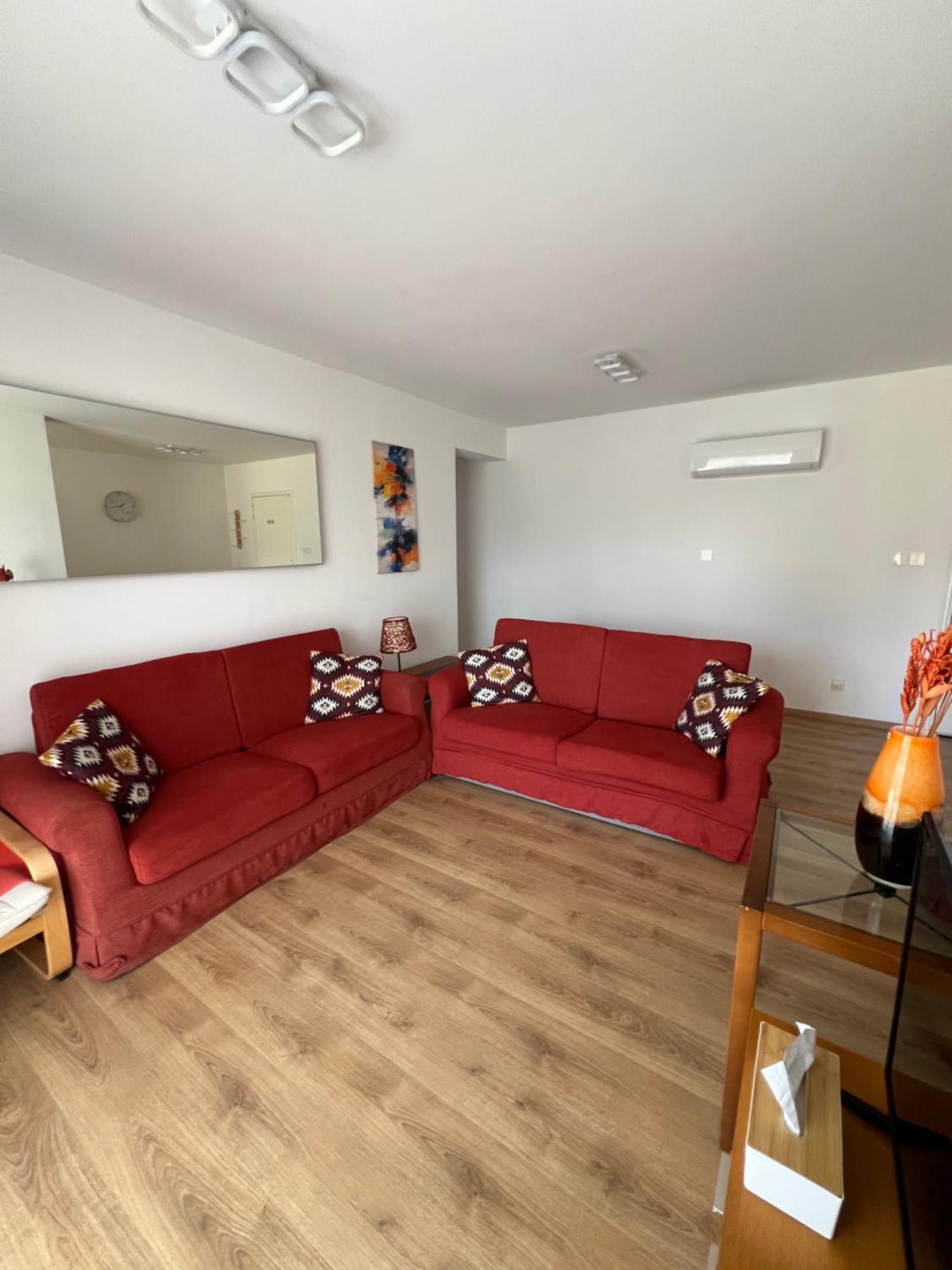 Iris Village Grand Apartment بافوس المظهر الخارجي الصورة
